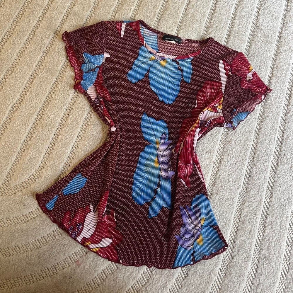 VTG y2k Brittany Black Burgundy Floral Shirt size S Boho Punk Festivals Summer